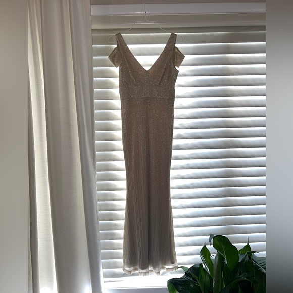 CALVIN KLEIN Gold sparkle dress - Picture 1 of 6